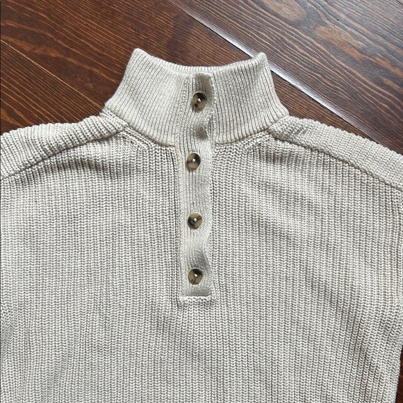 Pact Cotton Henley Sweater NWOT - Picture 3 of 4